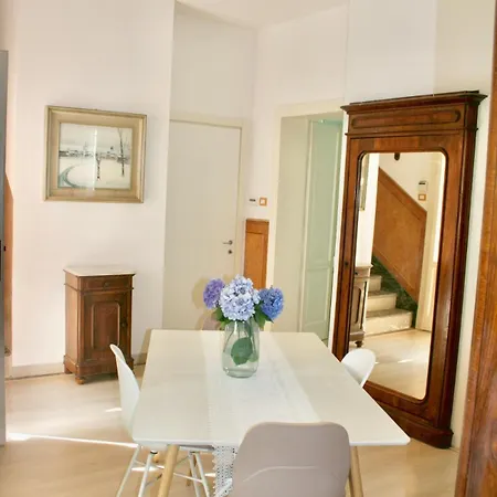Deluxe Floor In Marina Appartamento